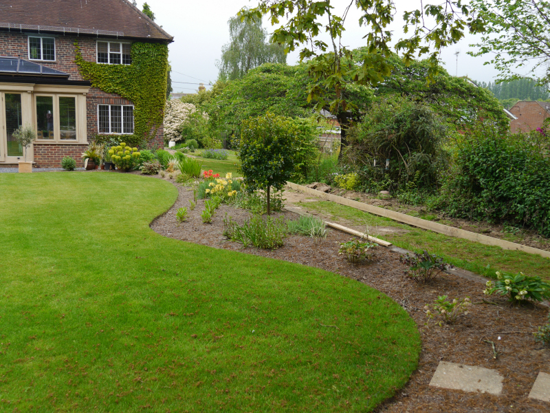 Formal Garden East Bed